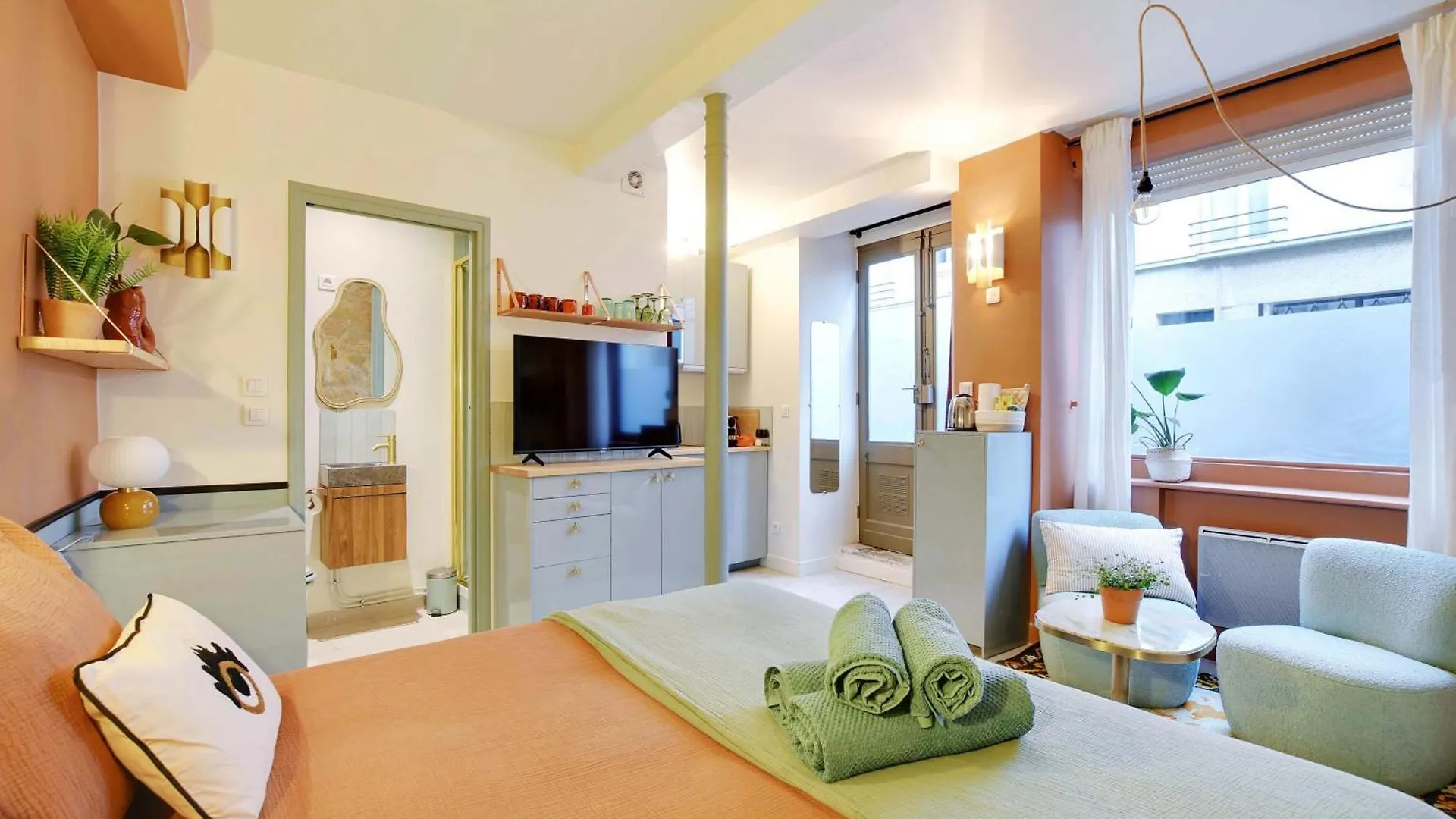 Appartement Cozy Studio In Saint-Germain-Des-Pres - Fully Equipped Parijs