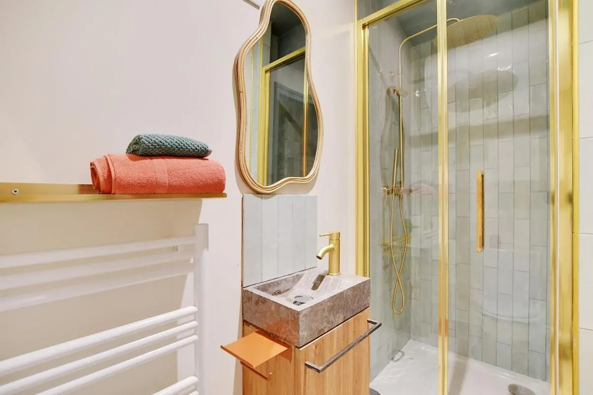 Appartement Cozy Studio In Saint-Germain-Des-Pres - Fully Equipped Parijs